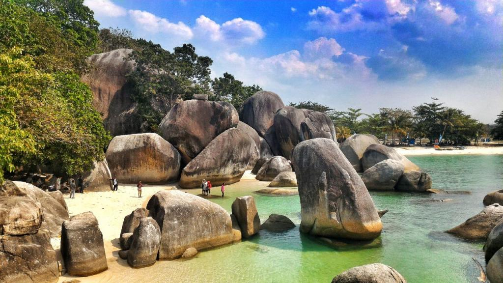 7 Hidden Gems Belitung yang Wajib Dikunjungi, Bukan Cuma Pulau Lengkuas