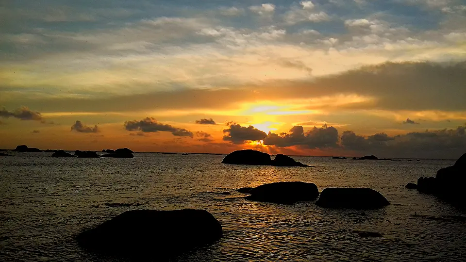 7 Hidden Gems Belitung yang Wajib Dikunjungi, Bukan Cuma Pulau Lengkuas